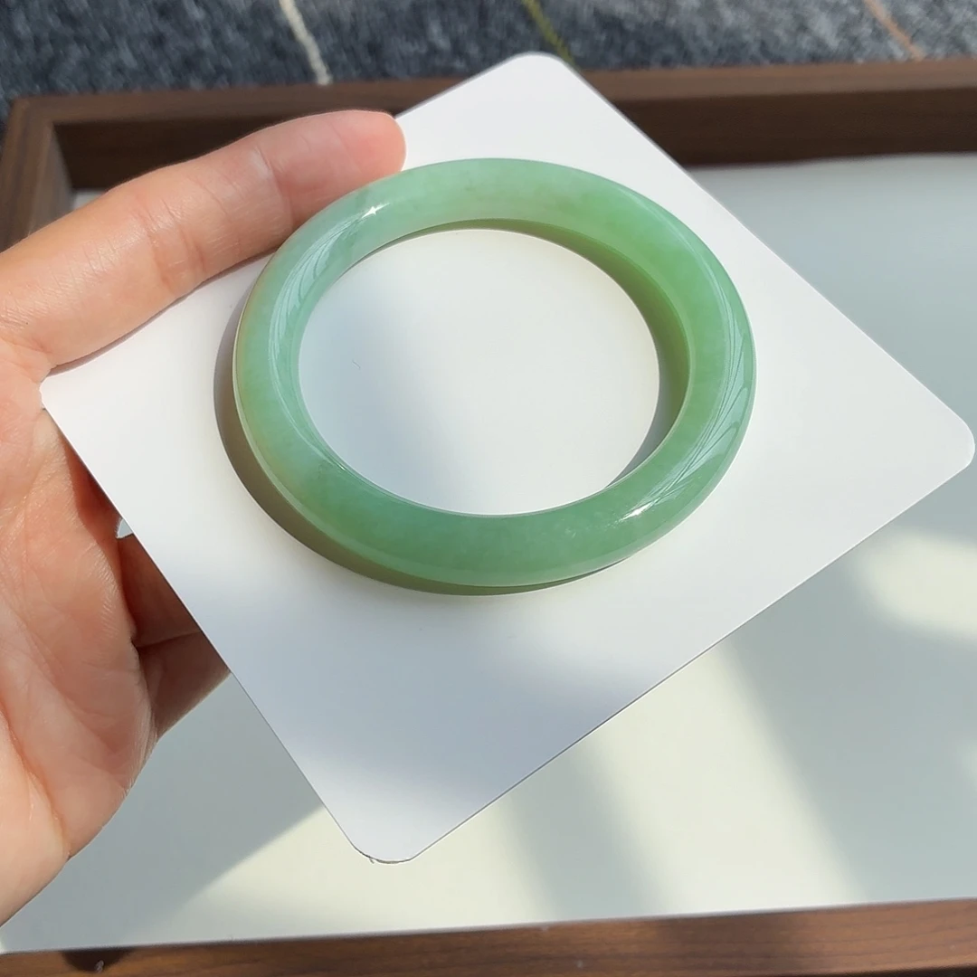 翡翠未镶嵌手镯圆条53.5