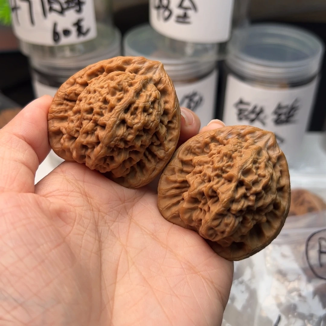 *****吊坠文玩核桃金公子