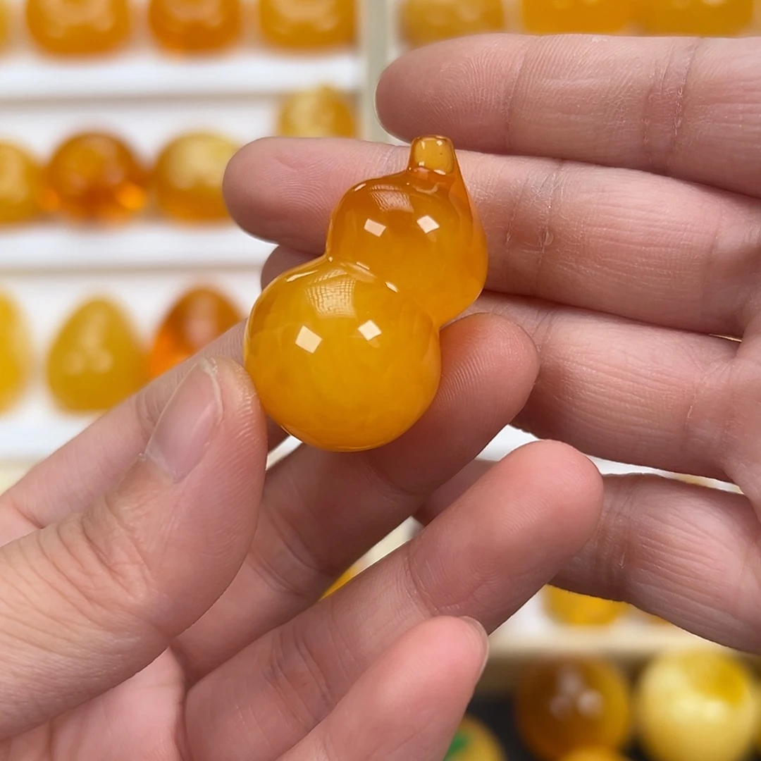 蜜蜡未镶嵌颈饰9克