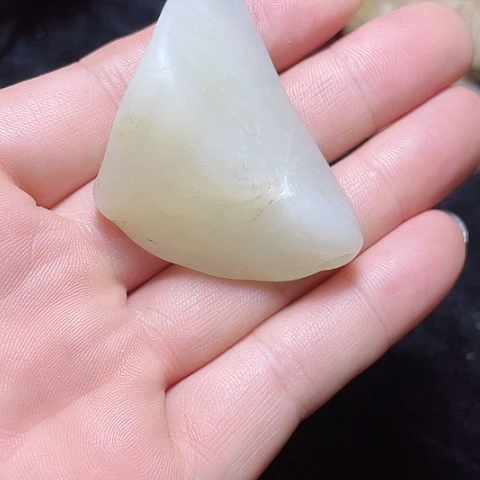 未镶嵌和田玉（糖玉）挂件