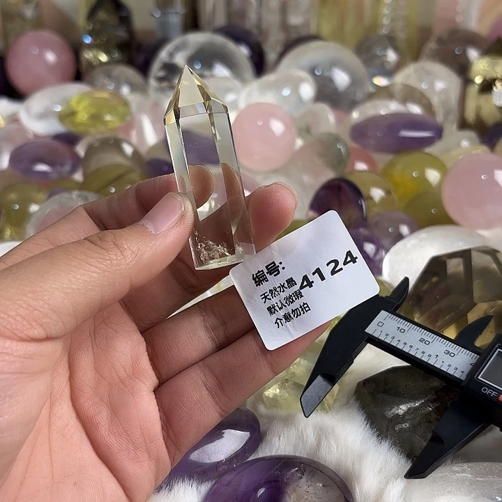 水晶颈饰未镶嵌柱