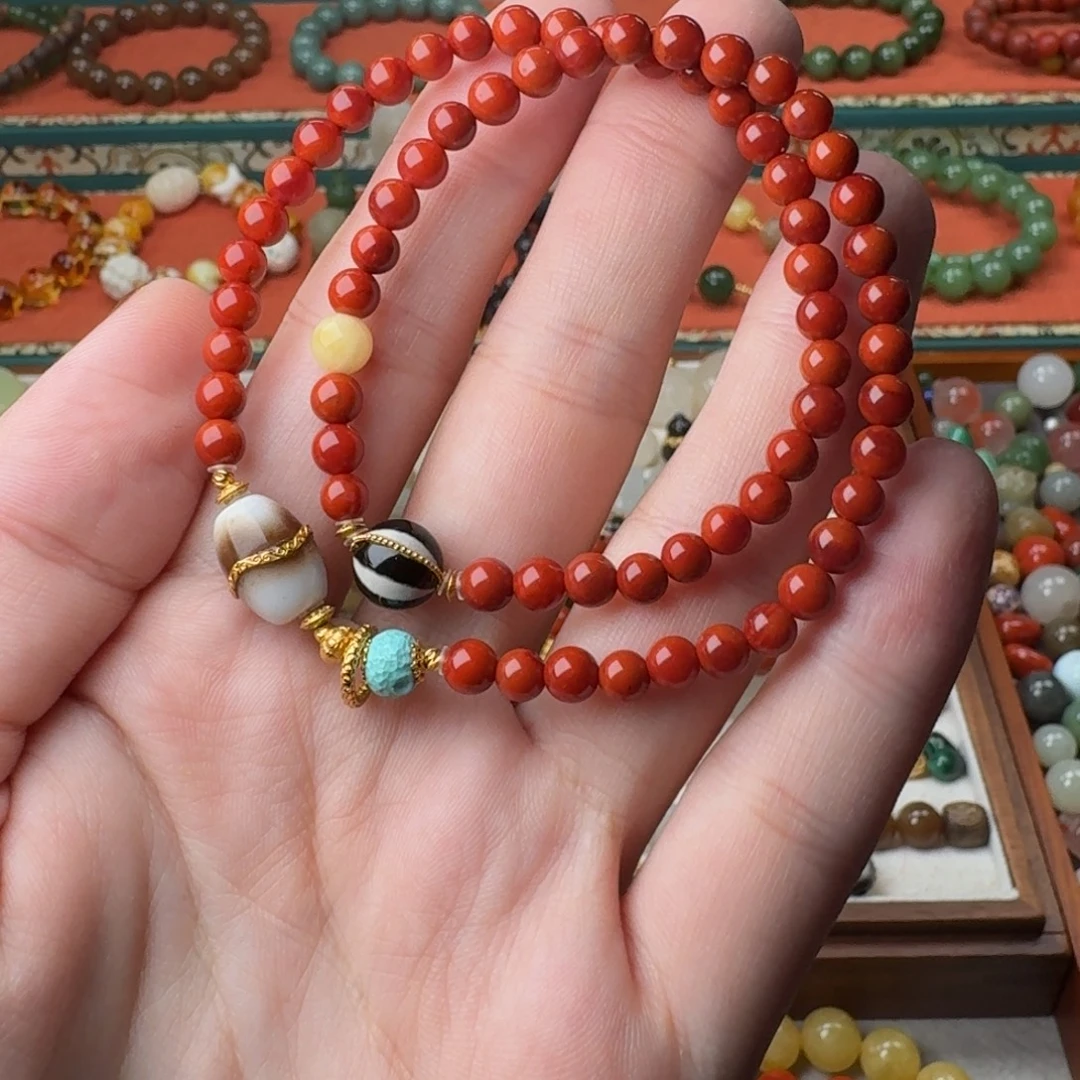 南红玛瑙18K金镶嵌手链