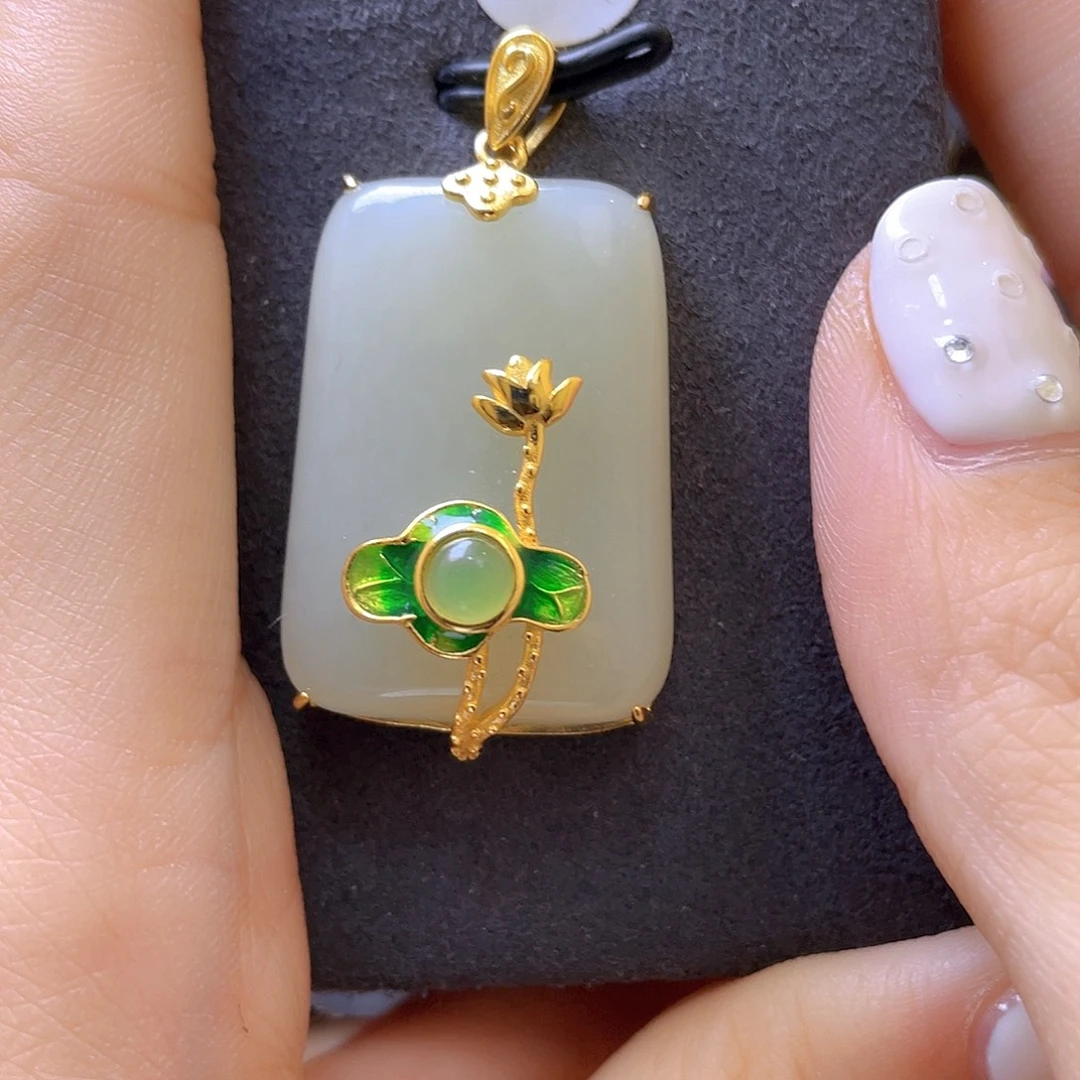 和田玉银S925镀金镶嵌颈饰