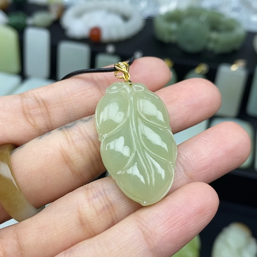 和田玉银S925镶嵌颈饰