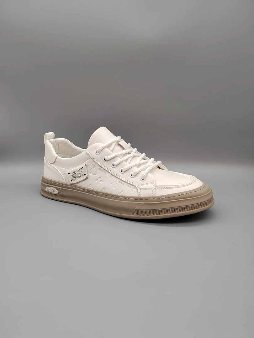 01223男士户外时尚休闲百搭透气潮流潮鞋板鞋