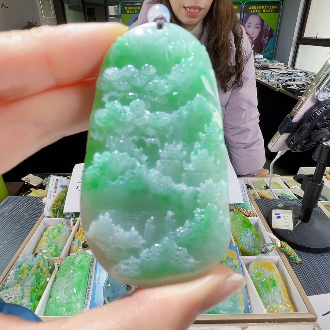 颈饰未镶嵌翡翠翡翠