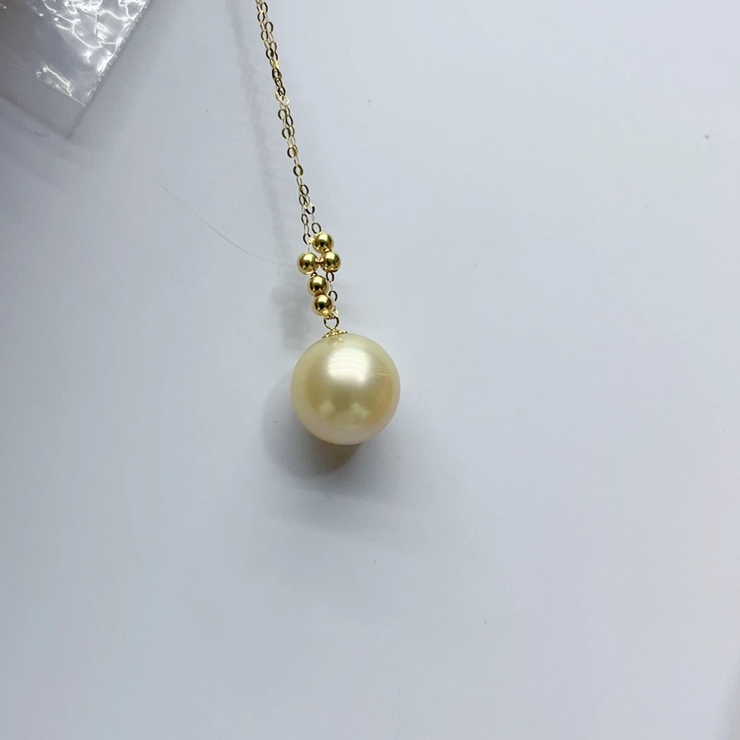 海水珍珠颈饰18K金镶嵌