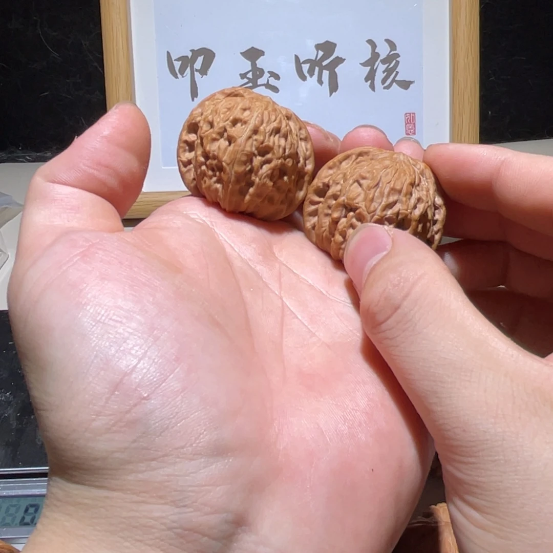 文玩核桃吊坠38全品磨盘40克