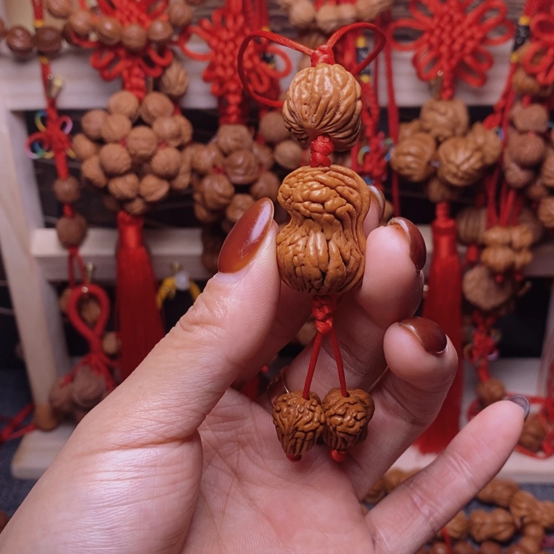桃核吊坠龙纹桃枭
