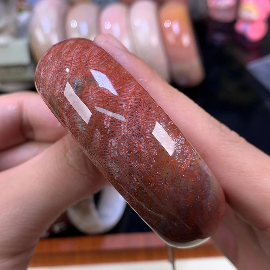 【闪购商品】颈饰未镶嵌硅化珊瑚（珊瑚玉）123号红胖虫58.5圈