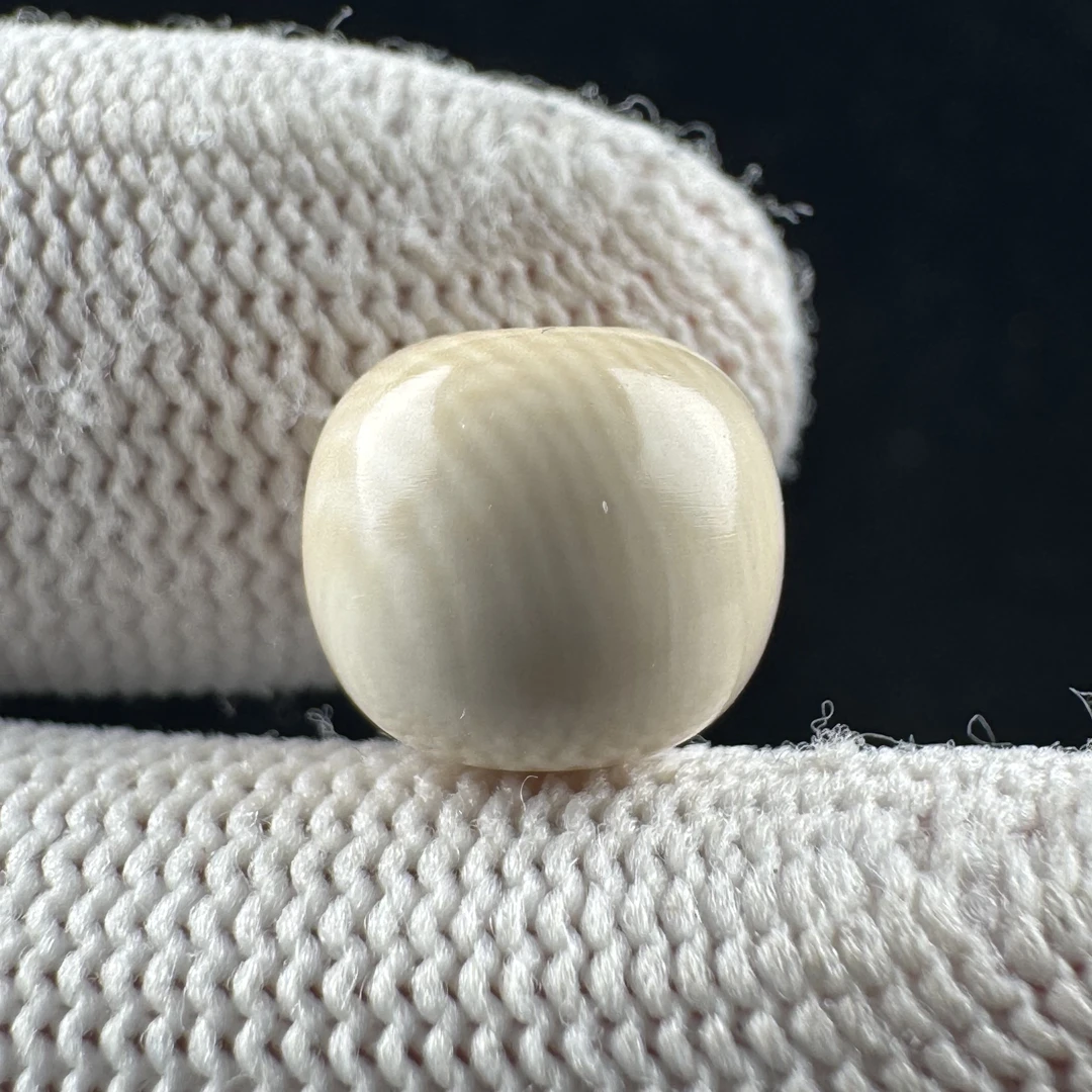 K3696 天然猛犸牙特价瑕疵墩子10.1*8.9 mm一物一图 假一罚十