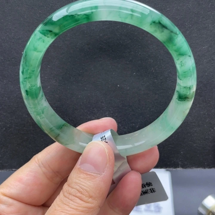 石英质玉未镶嵌手镯57-58