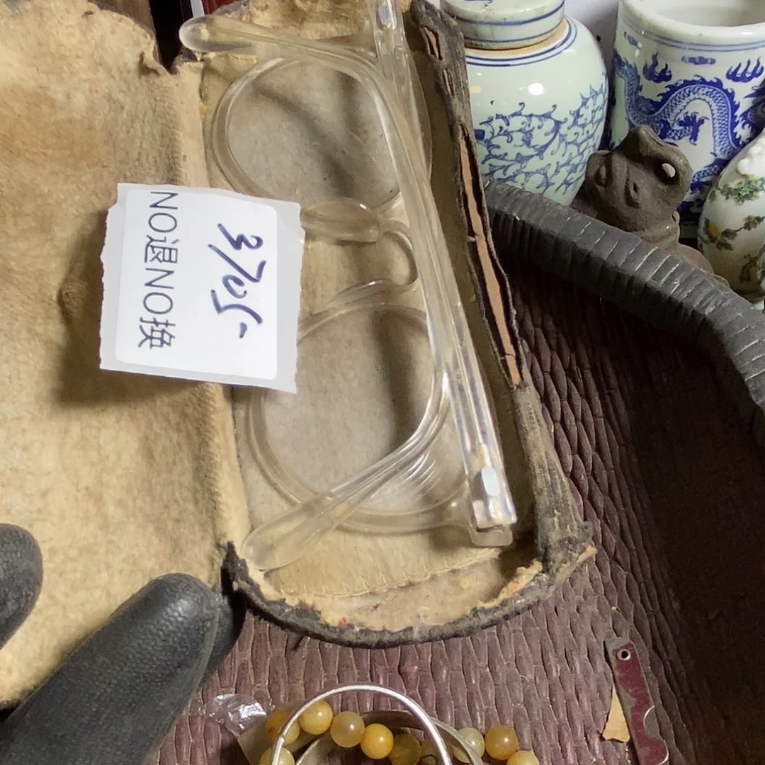 刘***雷瓷片3705号工艺品