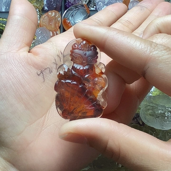 未镶嵌颈饰水晶翡*水晶吊坠