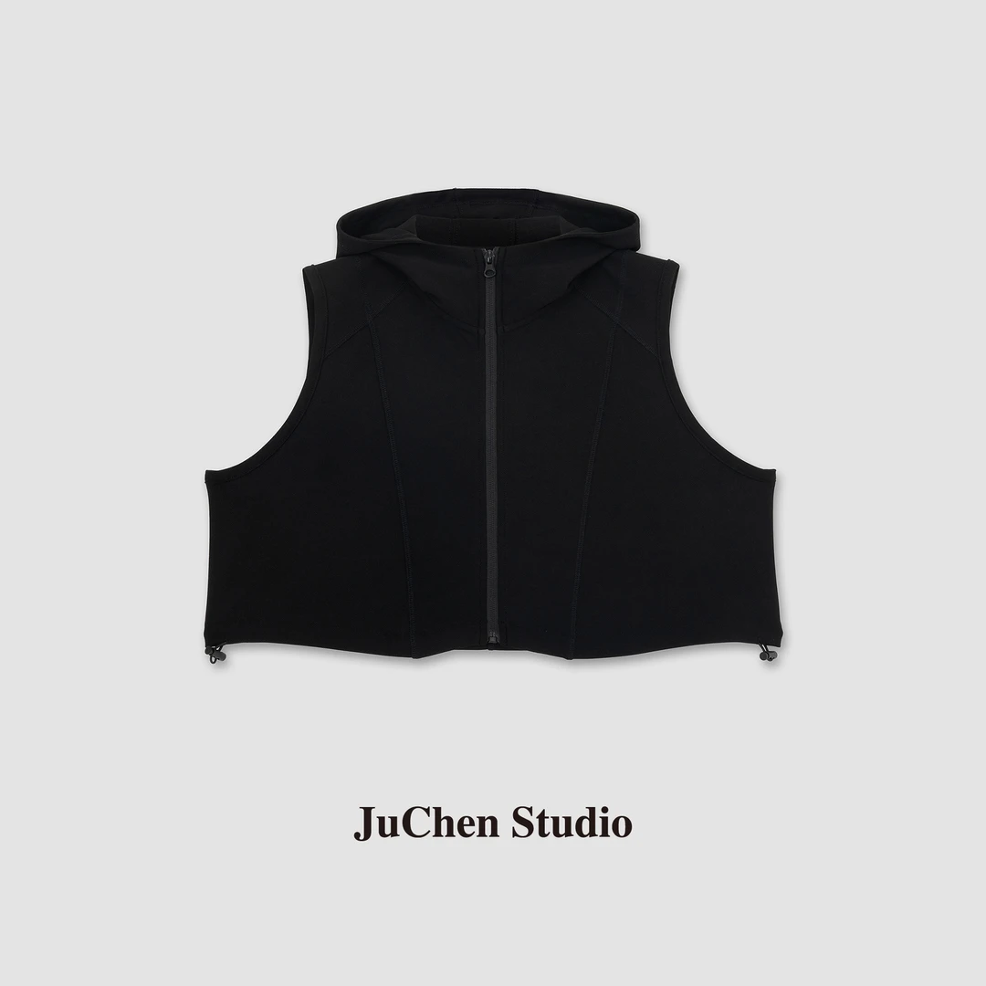 “城市出逃”先锋解构户外双面弹力圆弧连帽马甲SS072814