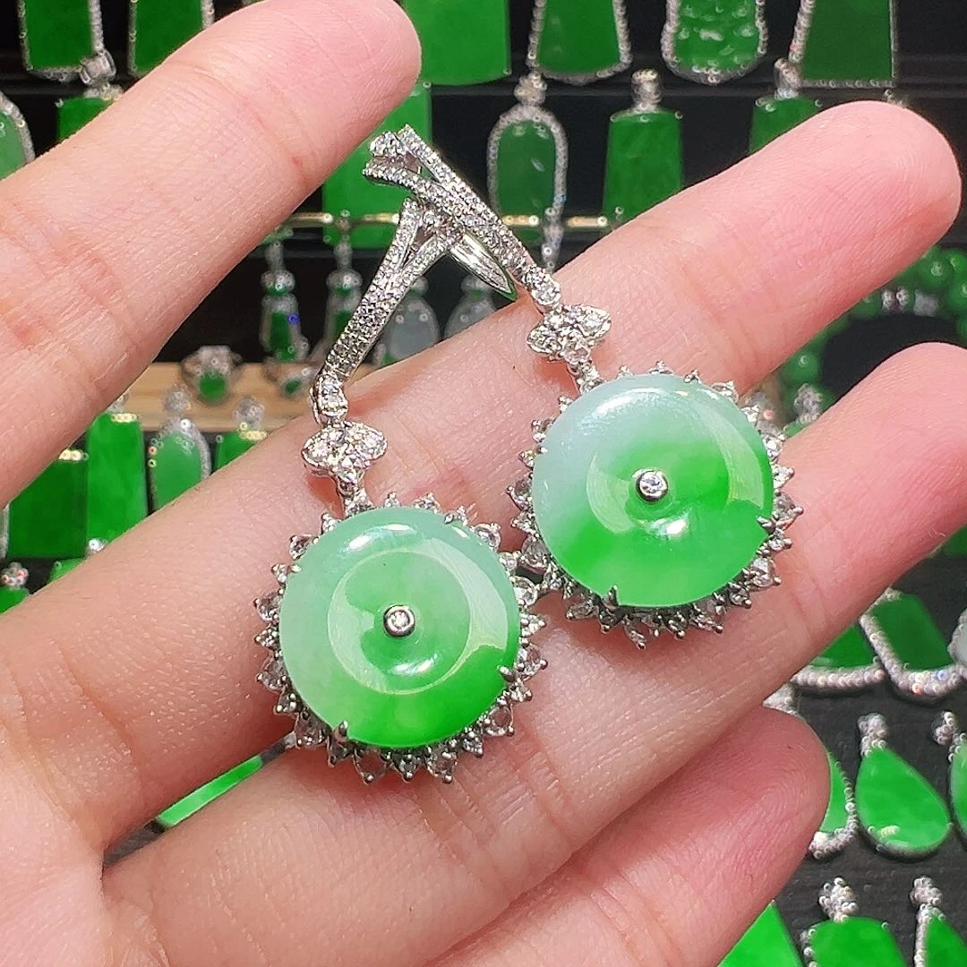 翡翠吊坠(不含链)18K金镶嵌