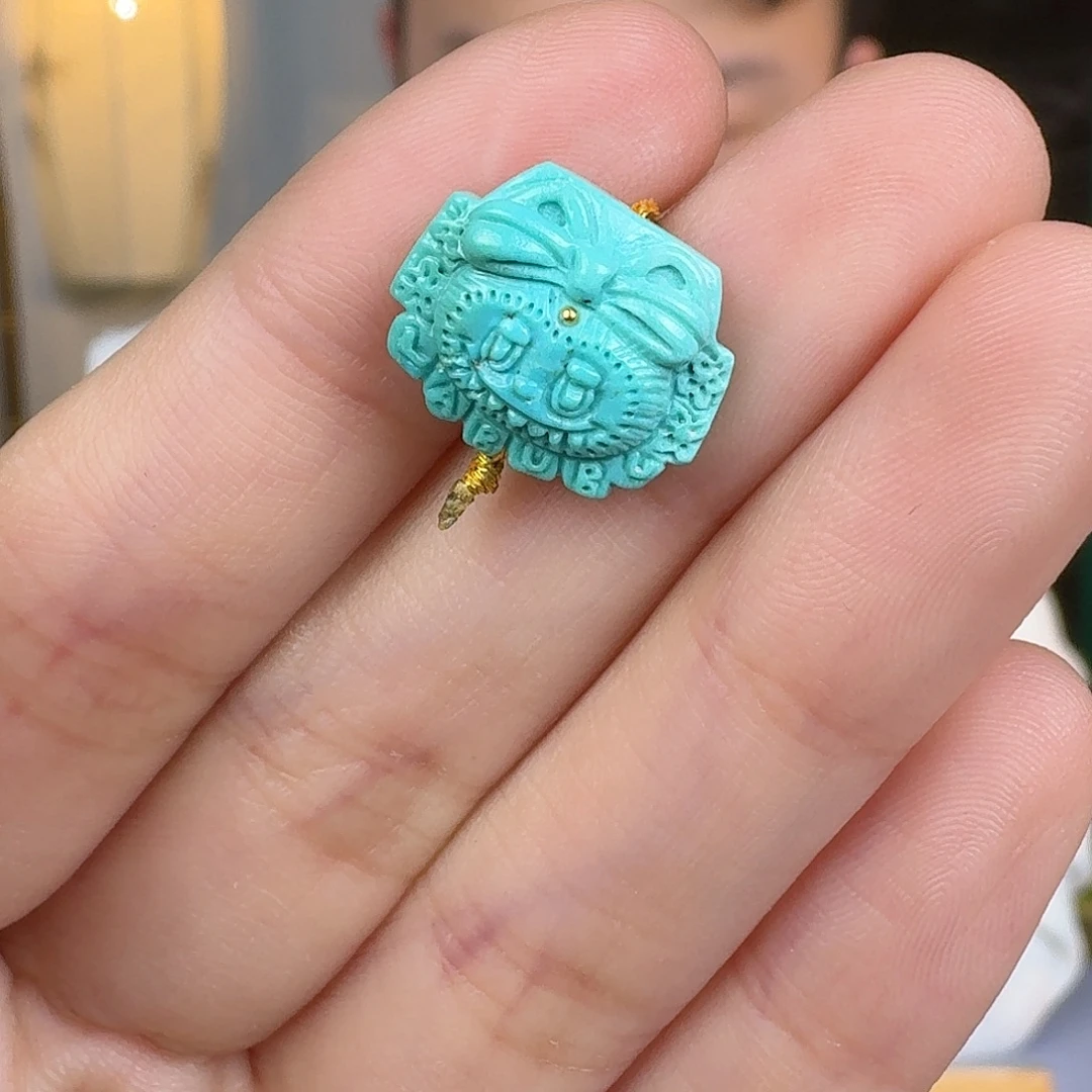 绿松石未镶嵌挂件