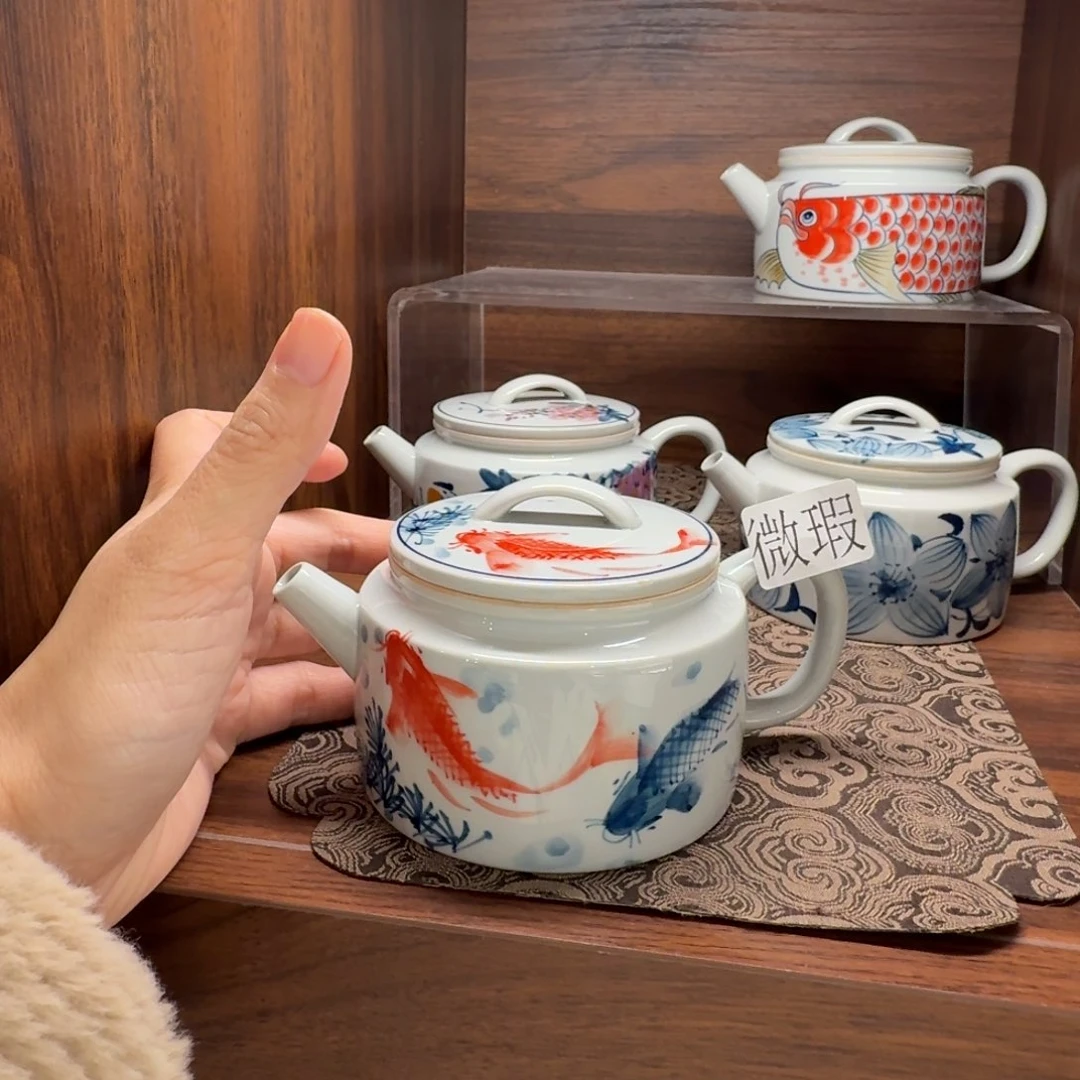 釉下手绘茶具微瑕