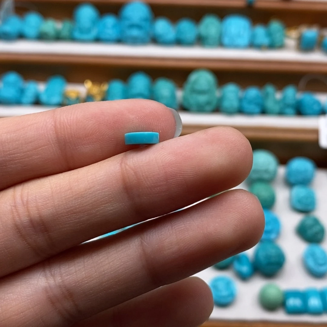 绿松石颈饰未镶嵌