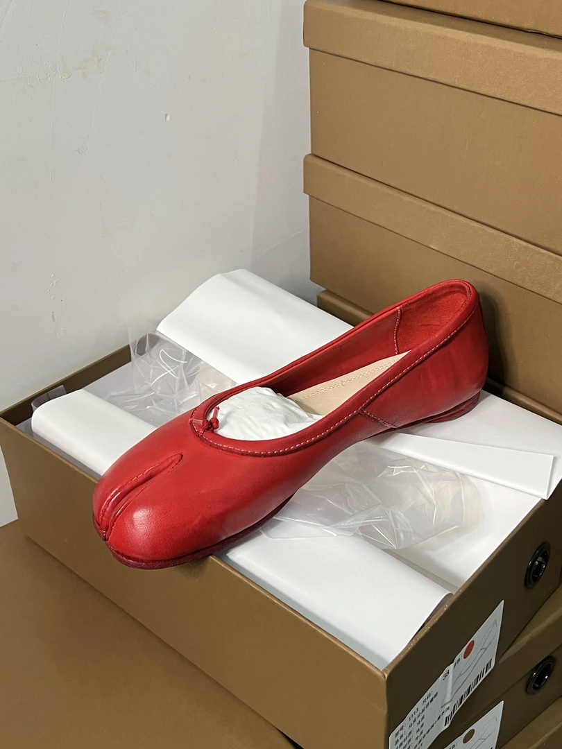 重水洗马皮分趾鞋 手工高端女鞋子 真皮大底固特异单鞋吸汗软底