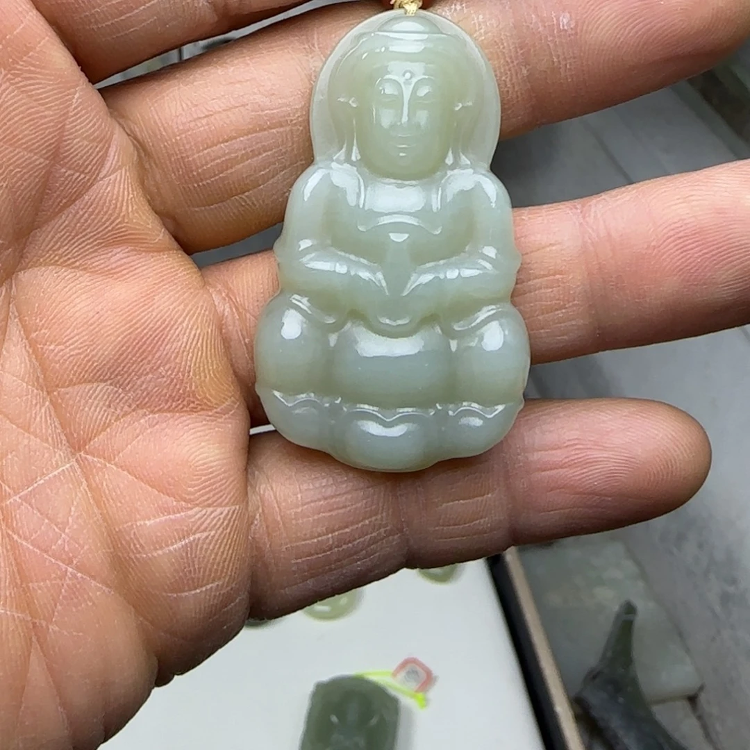 和田玉未镶嵌颈饰且末