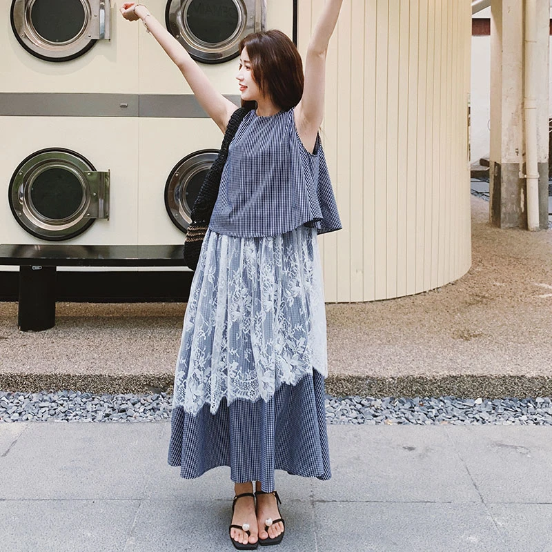 氛围感蕾丝拼接格子假两件连衣裙女夏季新款2025设计感小众中长裙