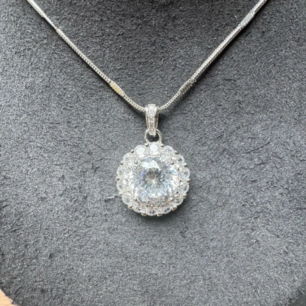 项链T002白色经典吊坠珍选