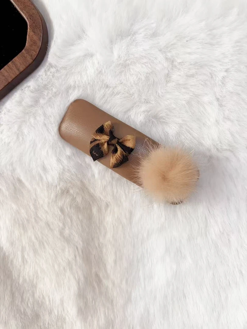 绒绒蝴蝶机发夹A150