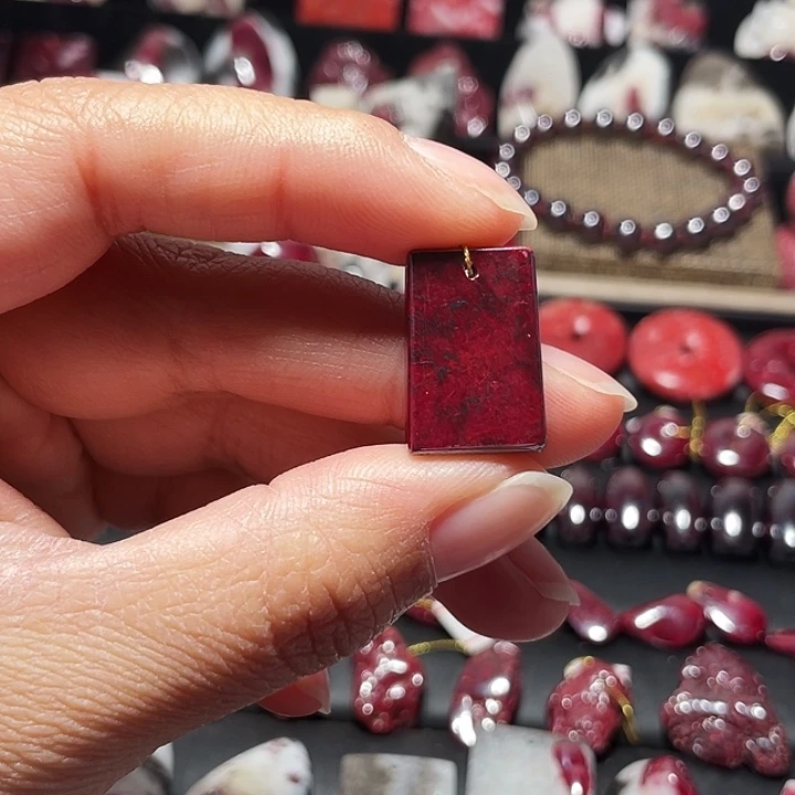 天然辰砂原矿红砂无事牌