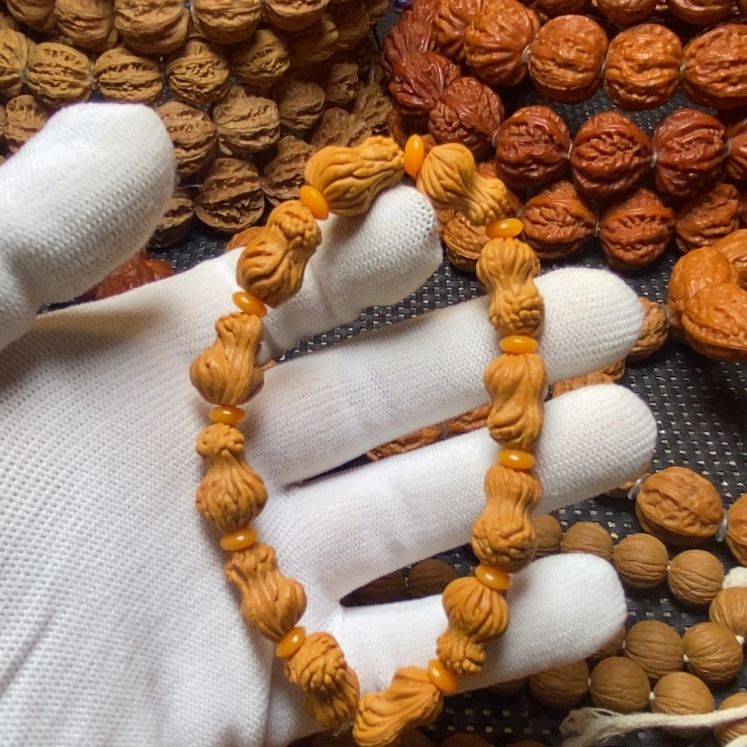 文玩核桃手串龙纹好事发生