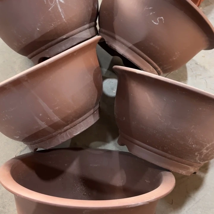 紫砂花盆100-5。