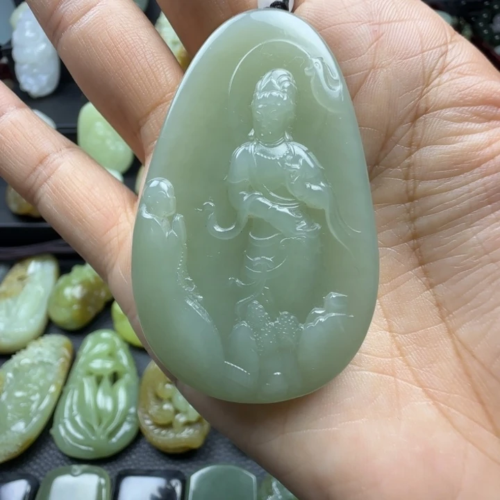 和田玉未镶嵌珠宝奇石