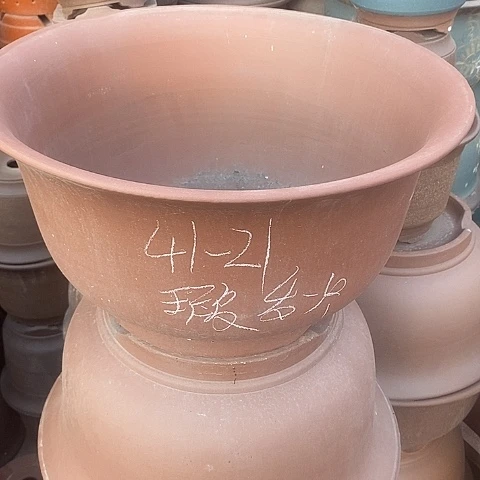 紫砂中国宜兴紫砂花盆＂