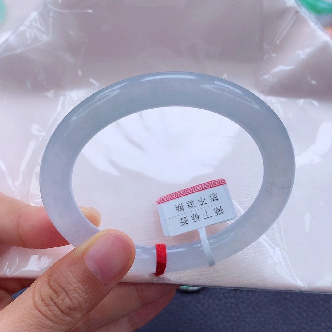 未镶嵌手镯翡翠54.6  荧光棒 美人条