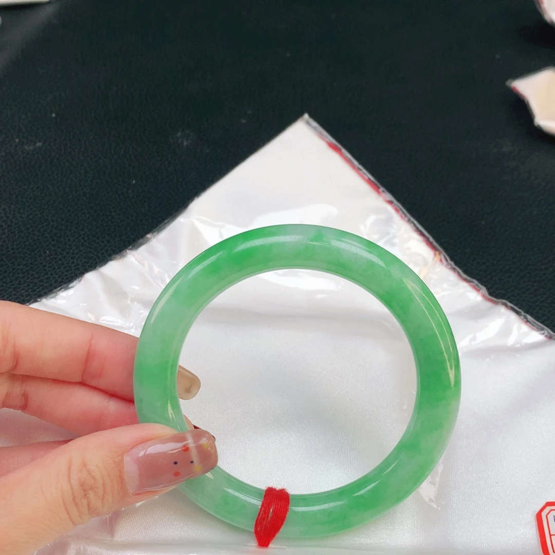 未镶嵌手镯翡翠707