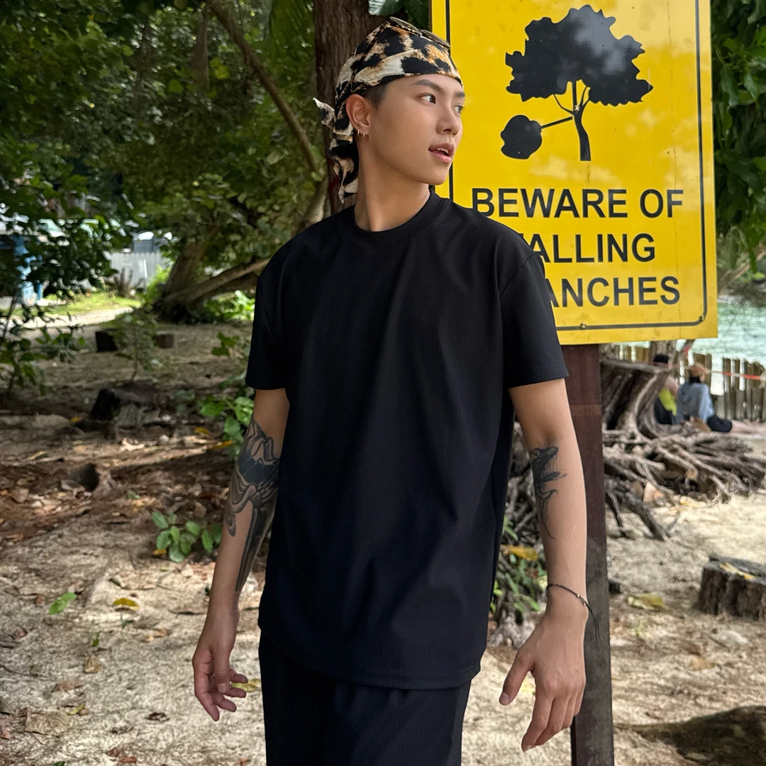 【Reviveism】特殊坑条肌理小领口正肩裁剪百搭舒适cleanfit短袖T恤