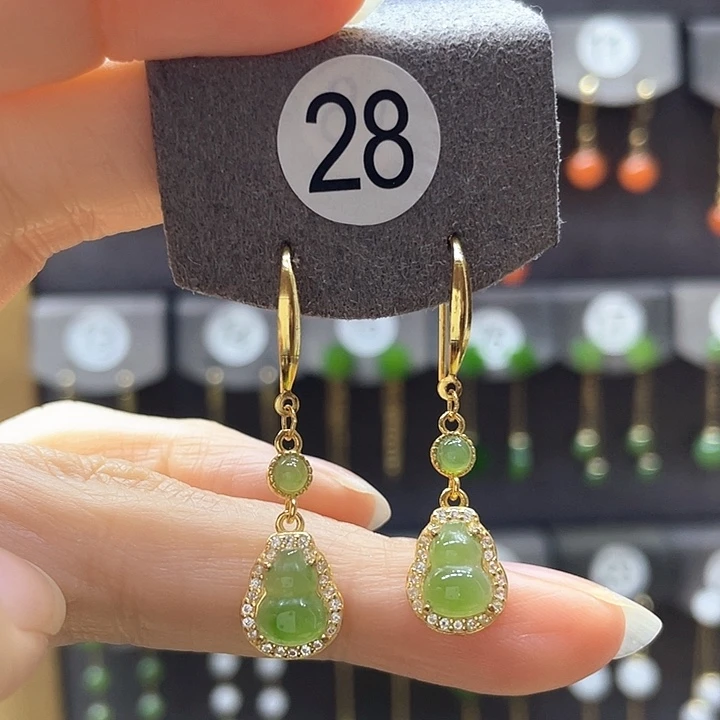 和田玉银S925镶嵌耳饰