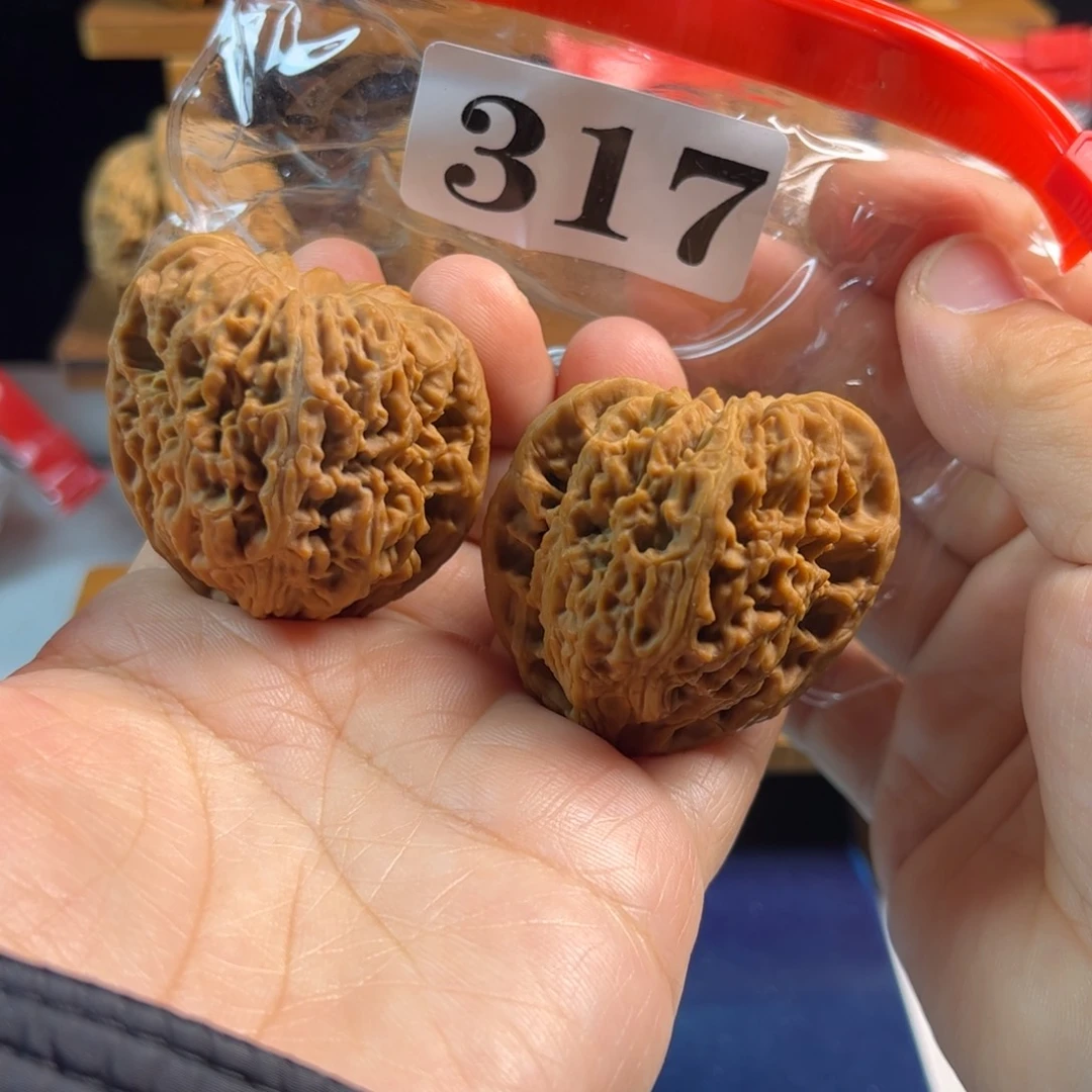 吊坠文玩核桃天残40