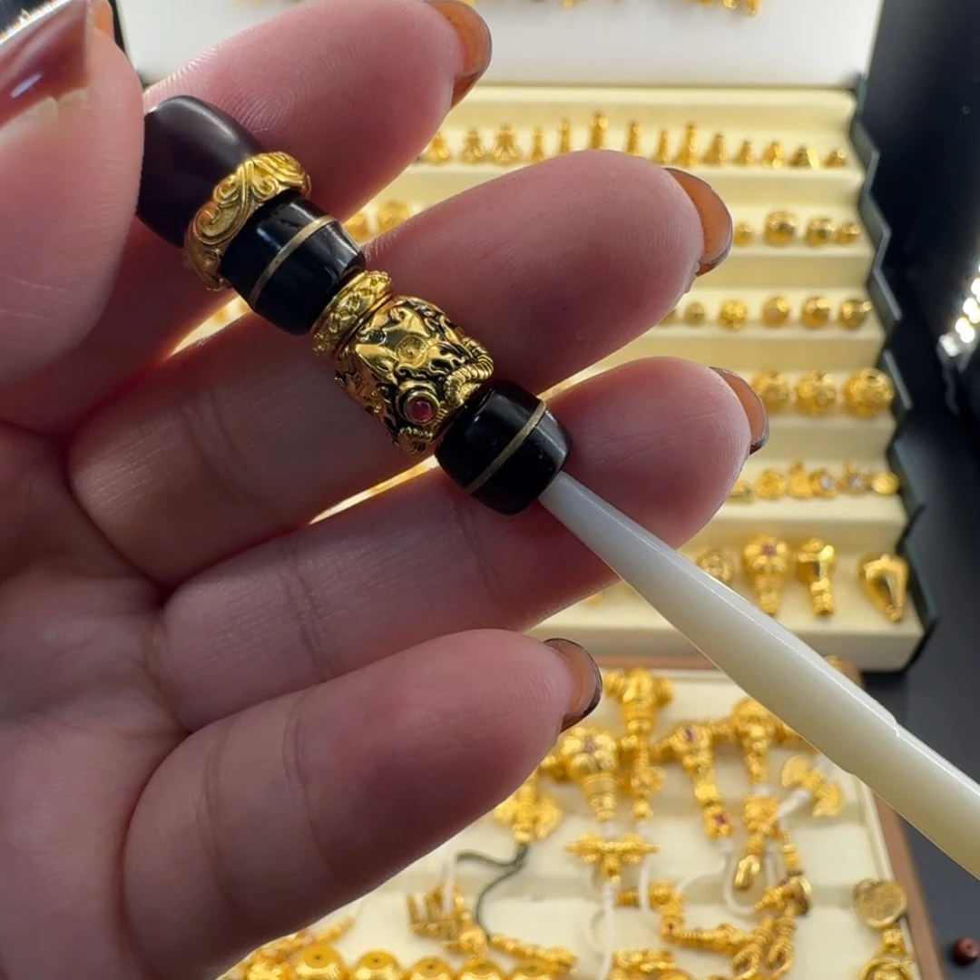 足银玻璃黑金小鹏鸟卡10   素金轴，卡环2