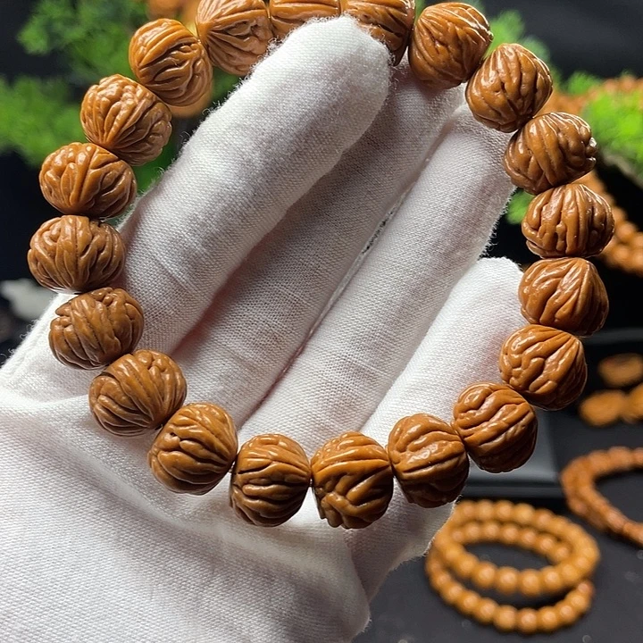 桃核吊坠秦岭龙纹桃核