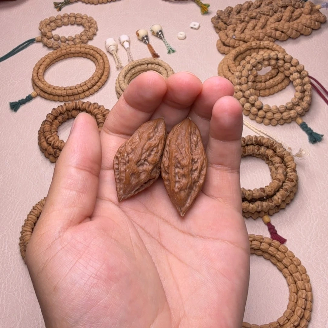 兔***享柏香籽/百香籽吊坠