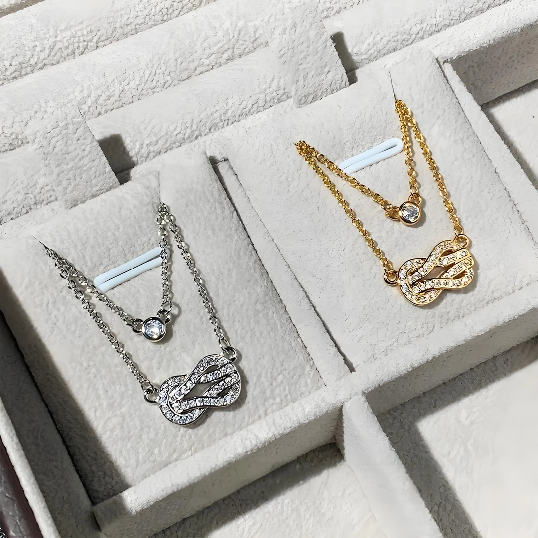 #上免会专享#18K满钻8字马蹄项链潮流轻奢时尚au750项链