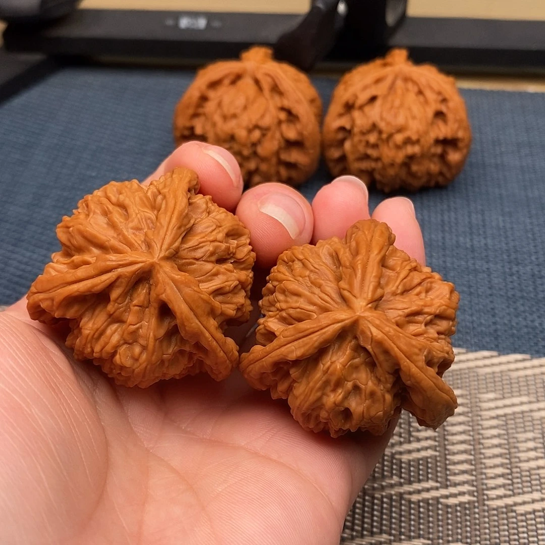 茫***海吊坠文玩核桃三棱