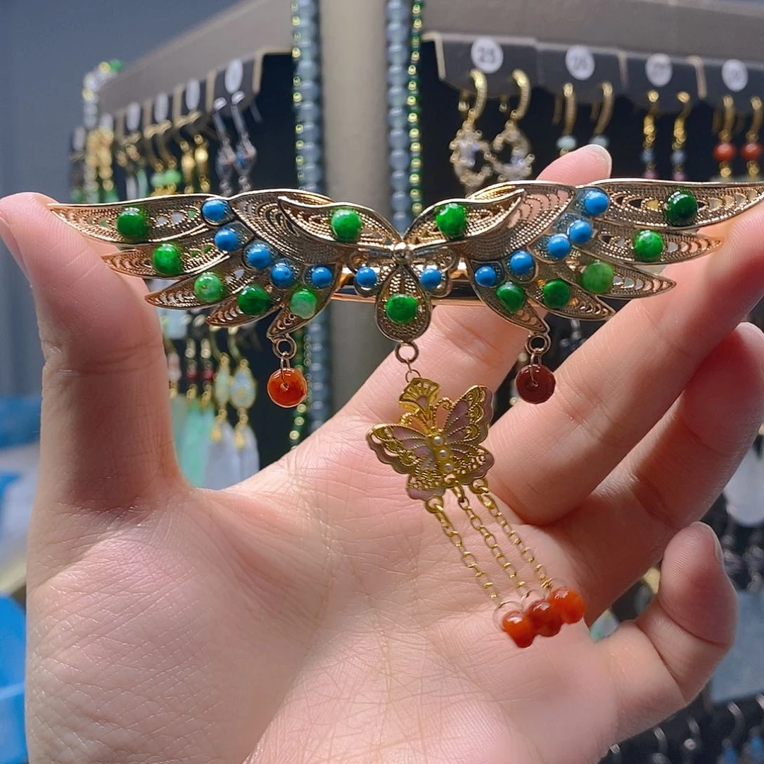 未镶嵌翡翠耳饰翡翠