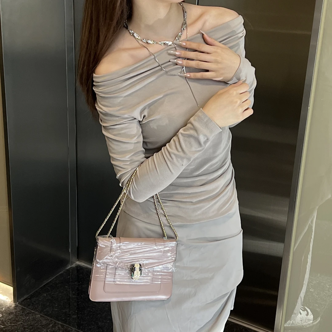 95新 BVLGARI/宝格丽 宝格丽蛇头粉色链条包/12321308