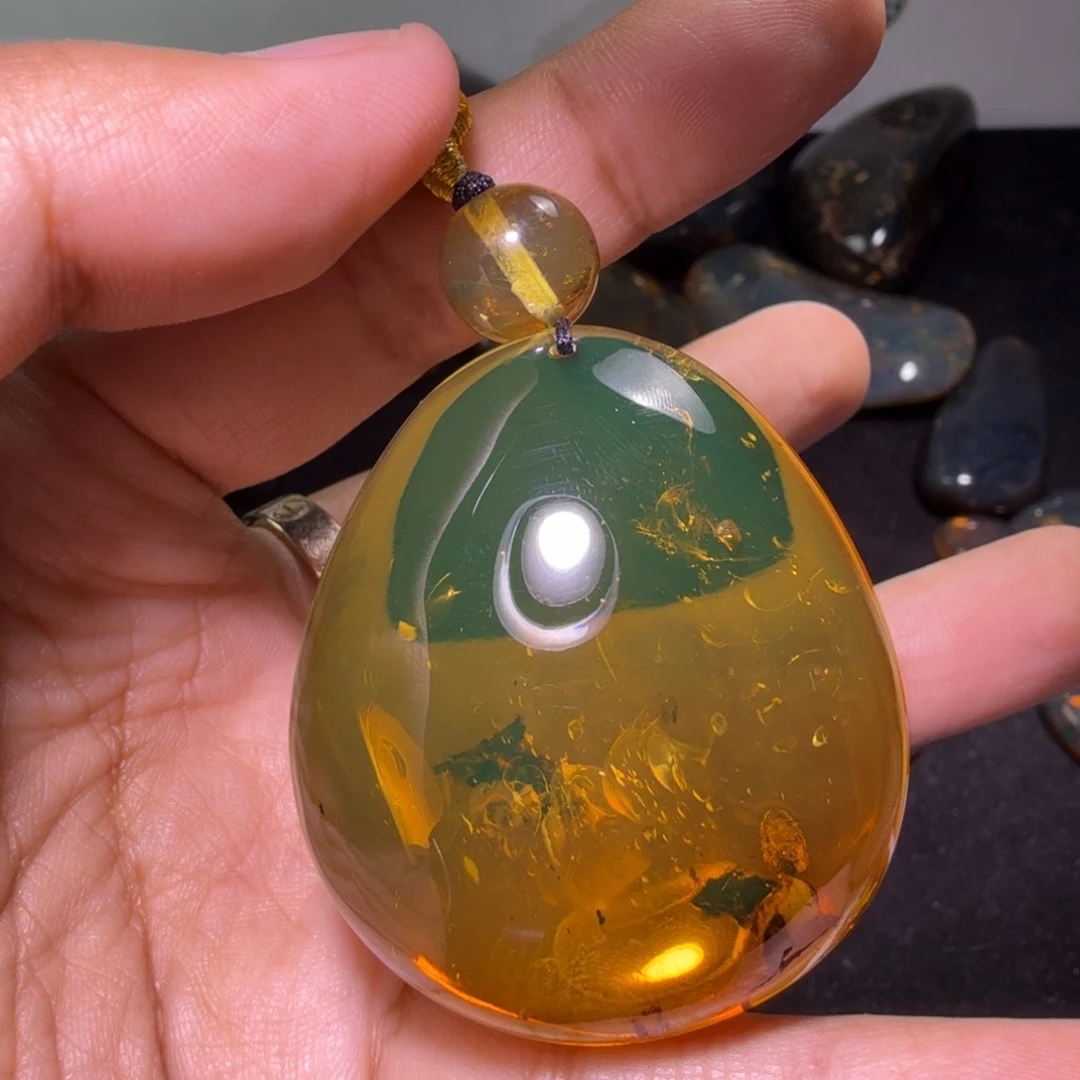 阿***0琥珀未镶嵌裸石，，，