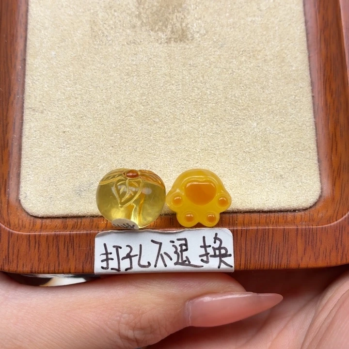 猫****蜜蜡未镶嵌珠宝奇石
