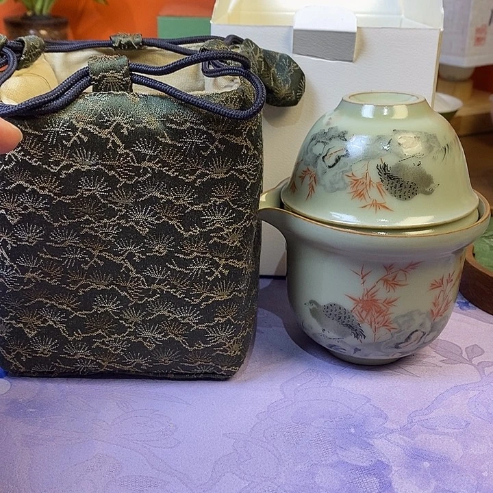 蜜黄釉红竹快客杯