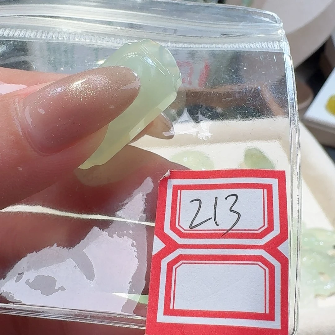 蛇纹石玉颈饰合金不退不换