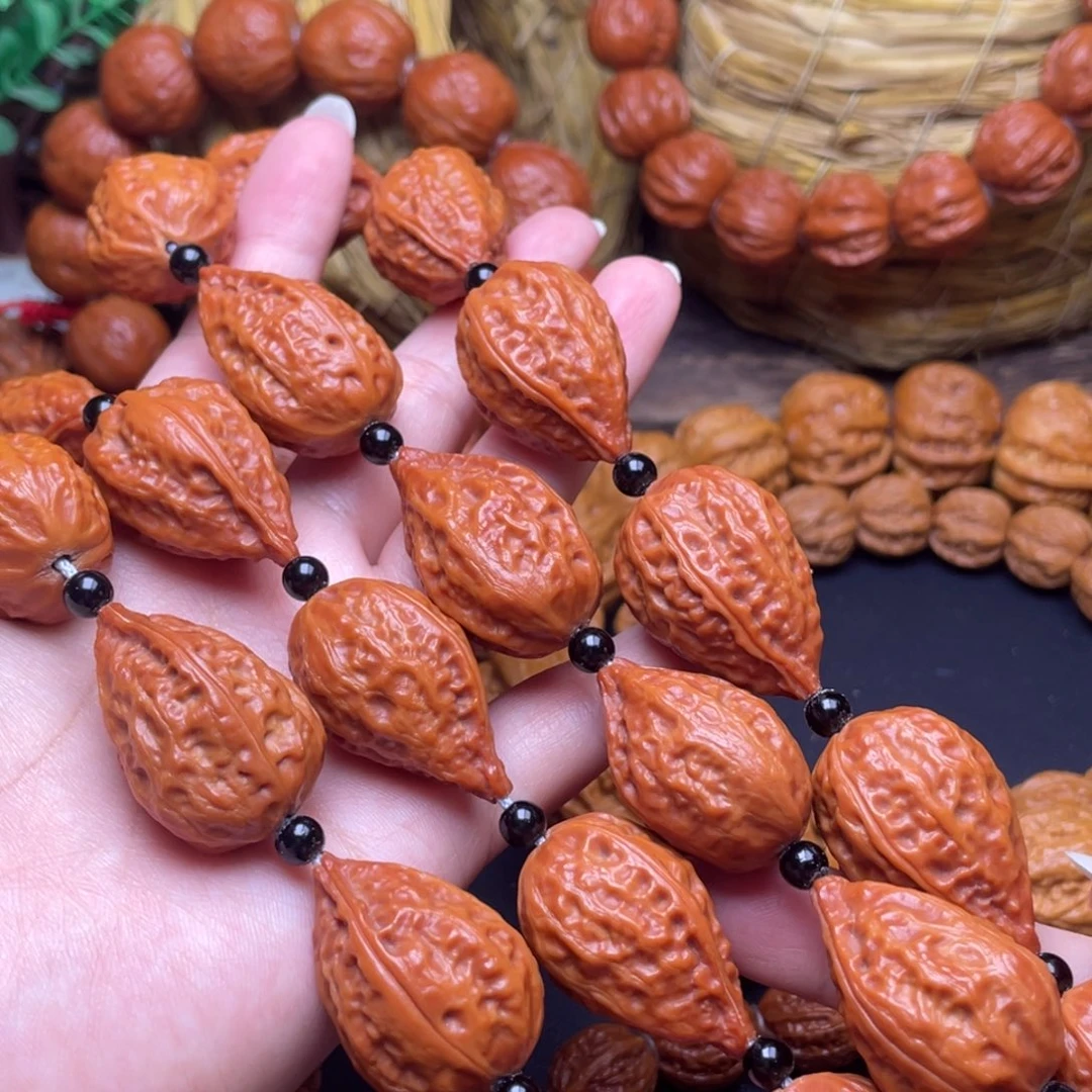 文玩核桃手串钱袋子脖挂